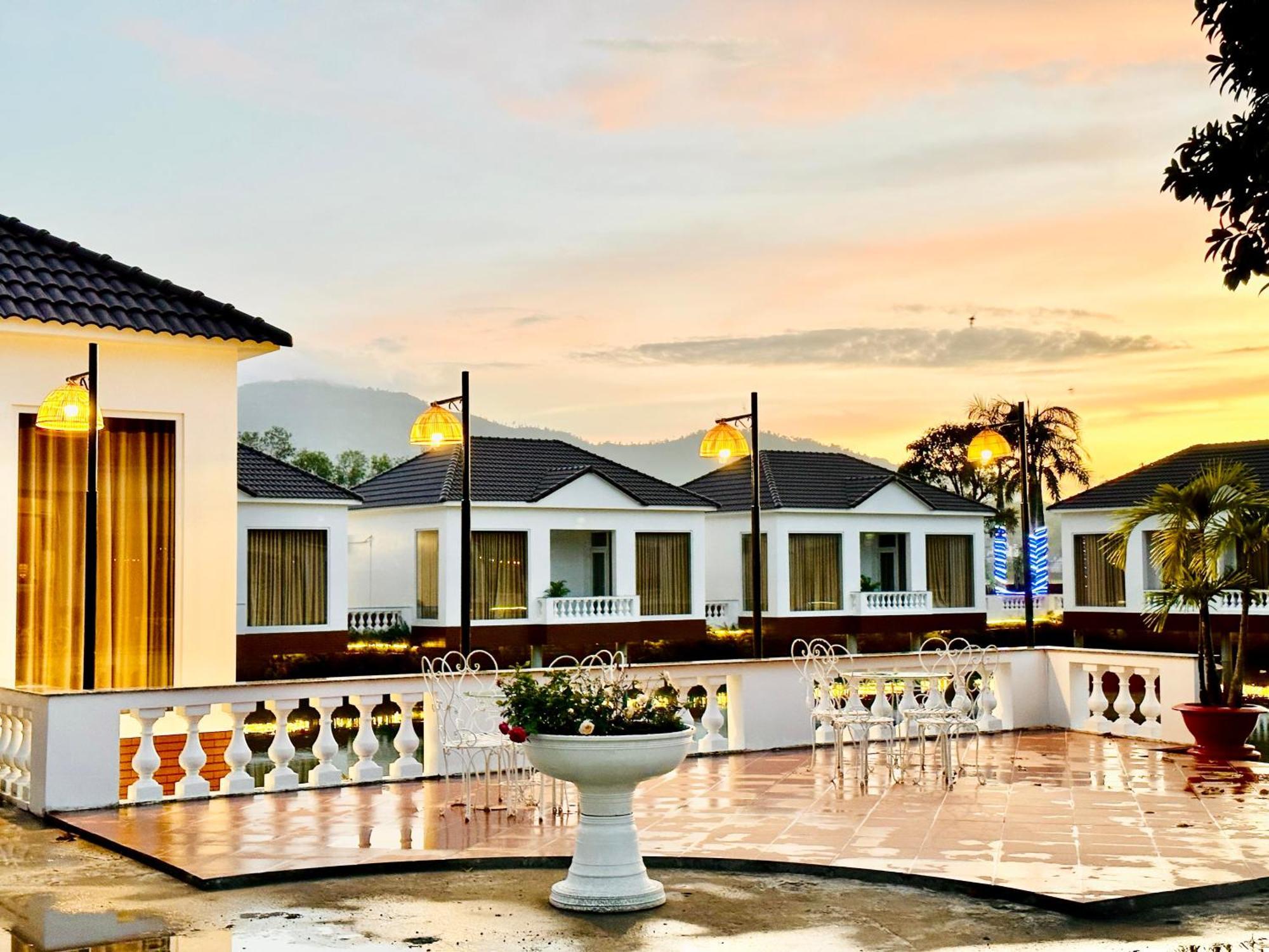 Rong Vang Resort Tri Ton 外观 照片